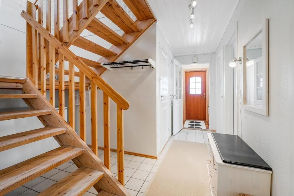 Villa Large House With Spectacular View à Tromsø Extérieur photo