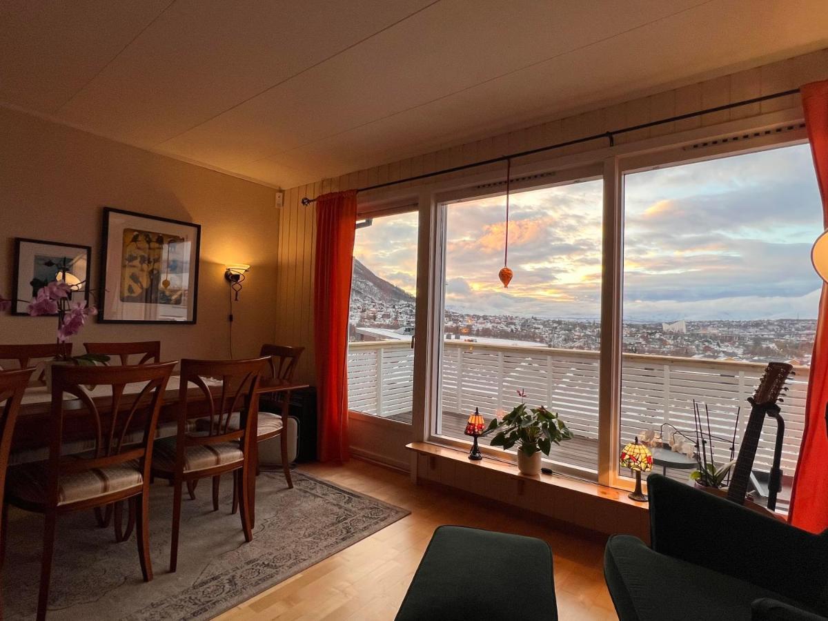 Villa Large House With Spectacular View à Tromsø Extérieur photo